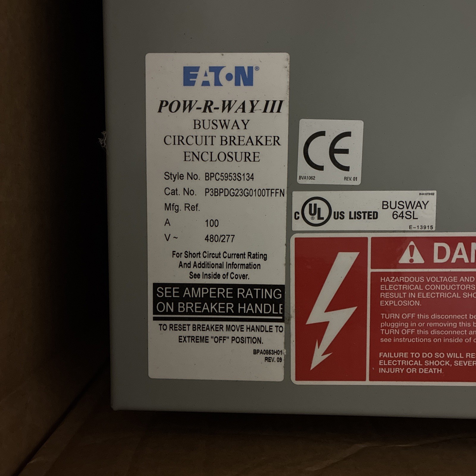 Eaton P3BPDG23M0100TFFN 100 Amp 480/277 V Busway Circuit Breaker Enclosure