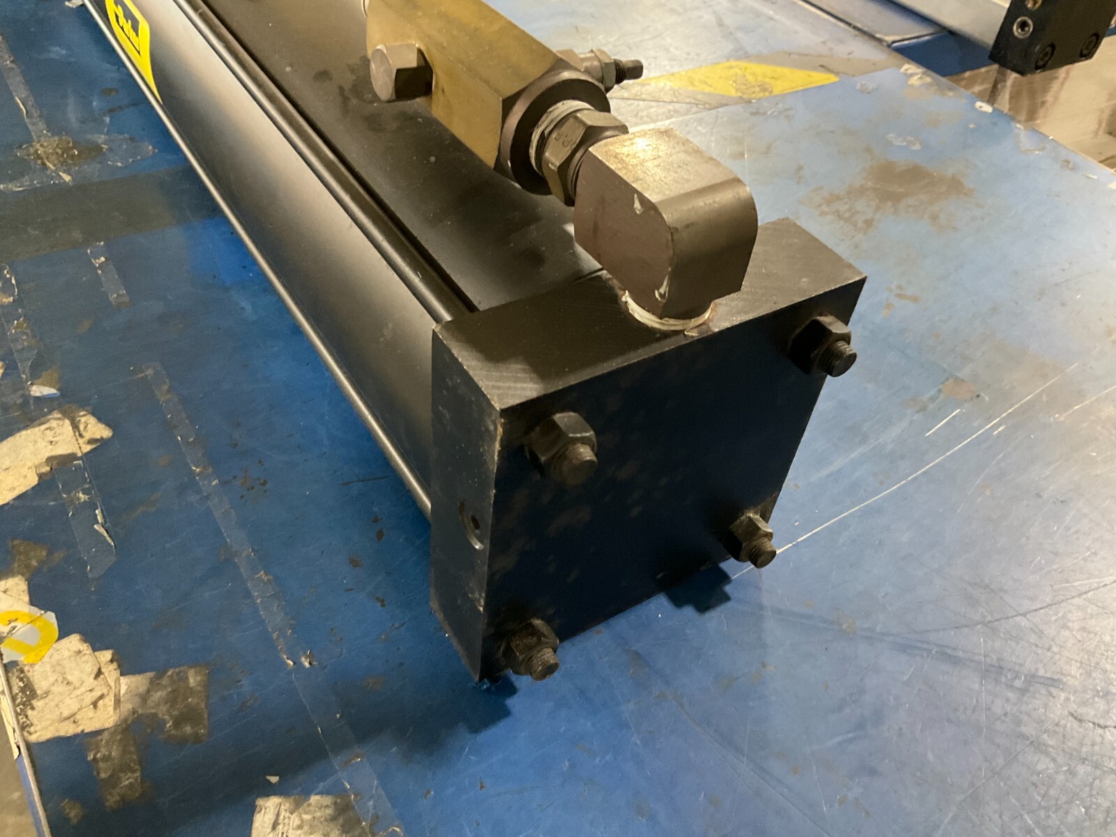 Parker 04.00 CJ2AU14AC 24.000 Pneumatic Cylinder Series 2A CJ2AU14AC (VT)