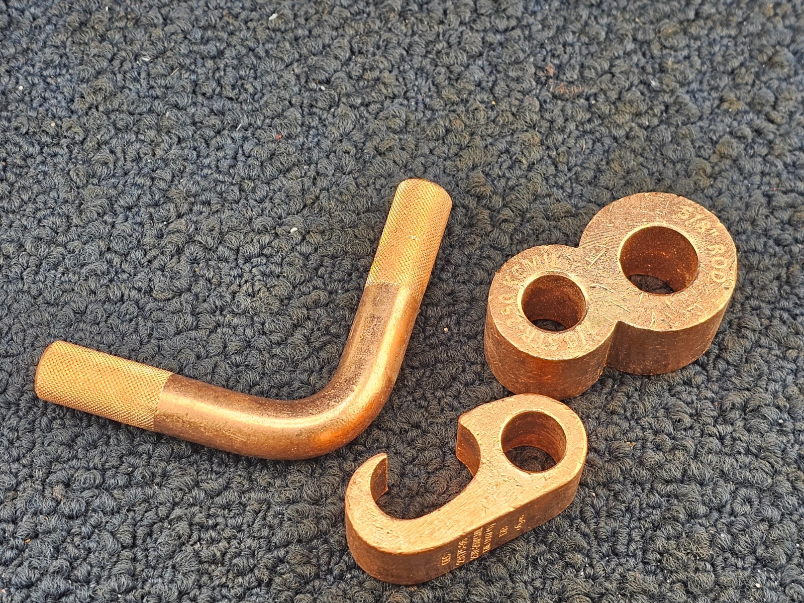 Copper Compression Connector, Ground Rod to Grid, 2 AWG (STR) 250 KCMIL