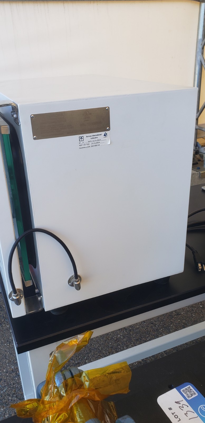 Across International AT09 Vacuum Oven for Physical, Medical & Biological Labs