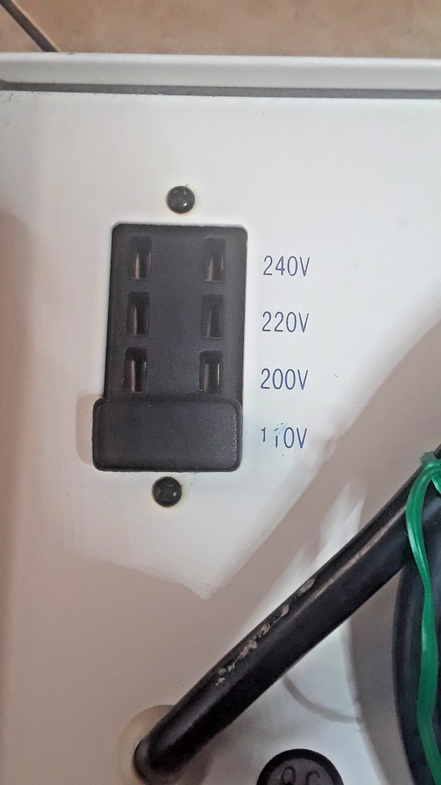 Philmore ST-2000 2000 Watt Voltage Converter Step-Up Step-Down Tranformer TESTED