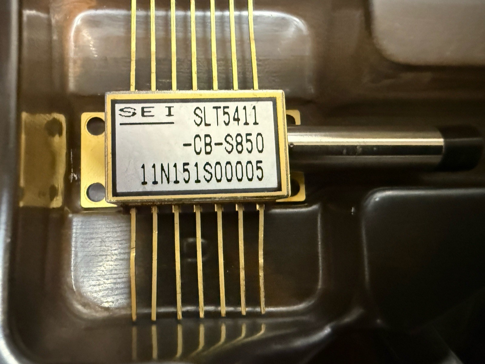 Sumitomo SLT5411-CB-S850 1590nm DFB CW Laser 20mW PM Panda Fiber SCUPC New.