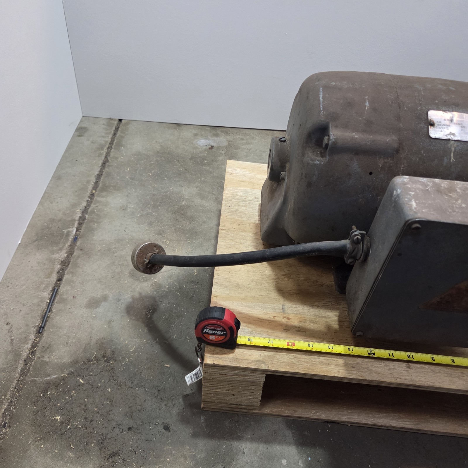 Delco Electric Motor 2HP 1725 RPM 115/230V Frame 213 C540 USA Freight Ready
