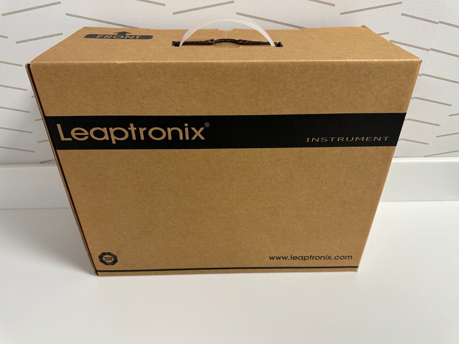 Leaptronix Instrument Stand Alone Logic Analyzer LA-2050 Data Acquisition Pod