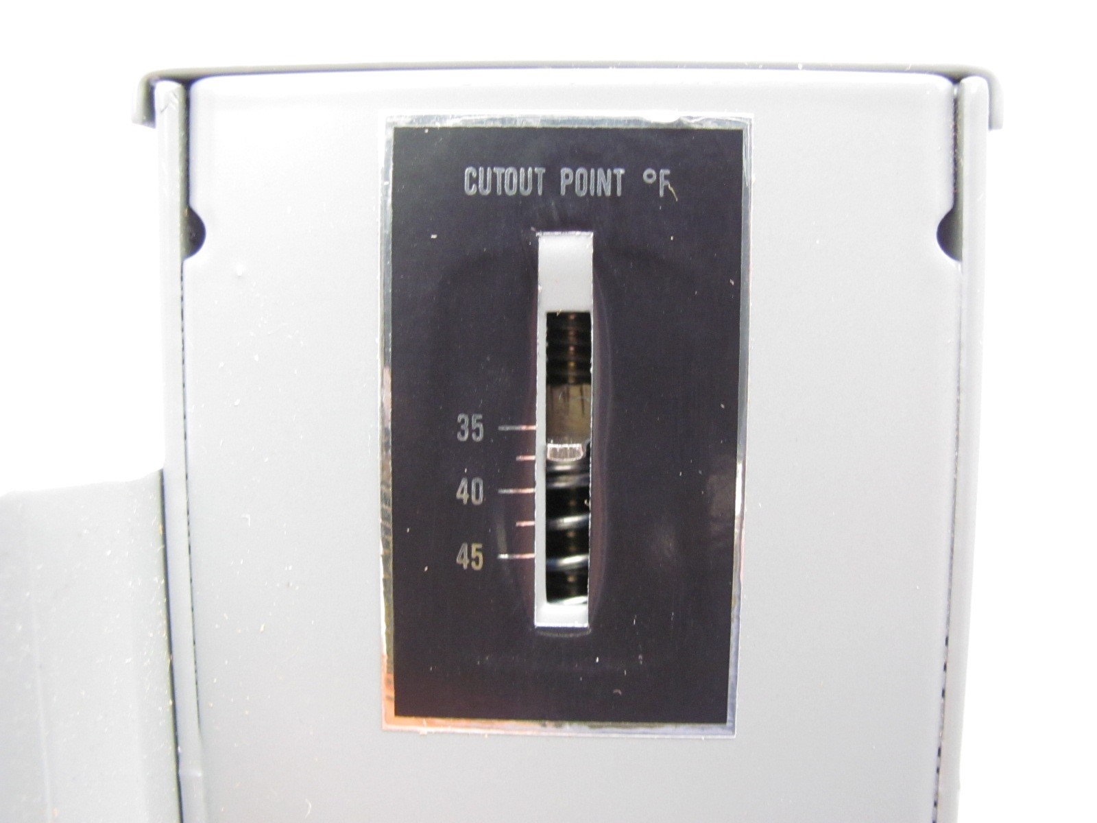 JOHNSON – A11B-1C – Freeze Stat Low Temp Cutout Control w/Auto Reset (35-45F)