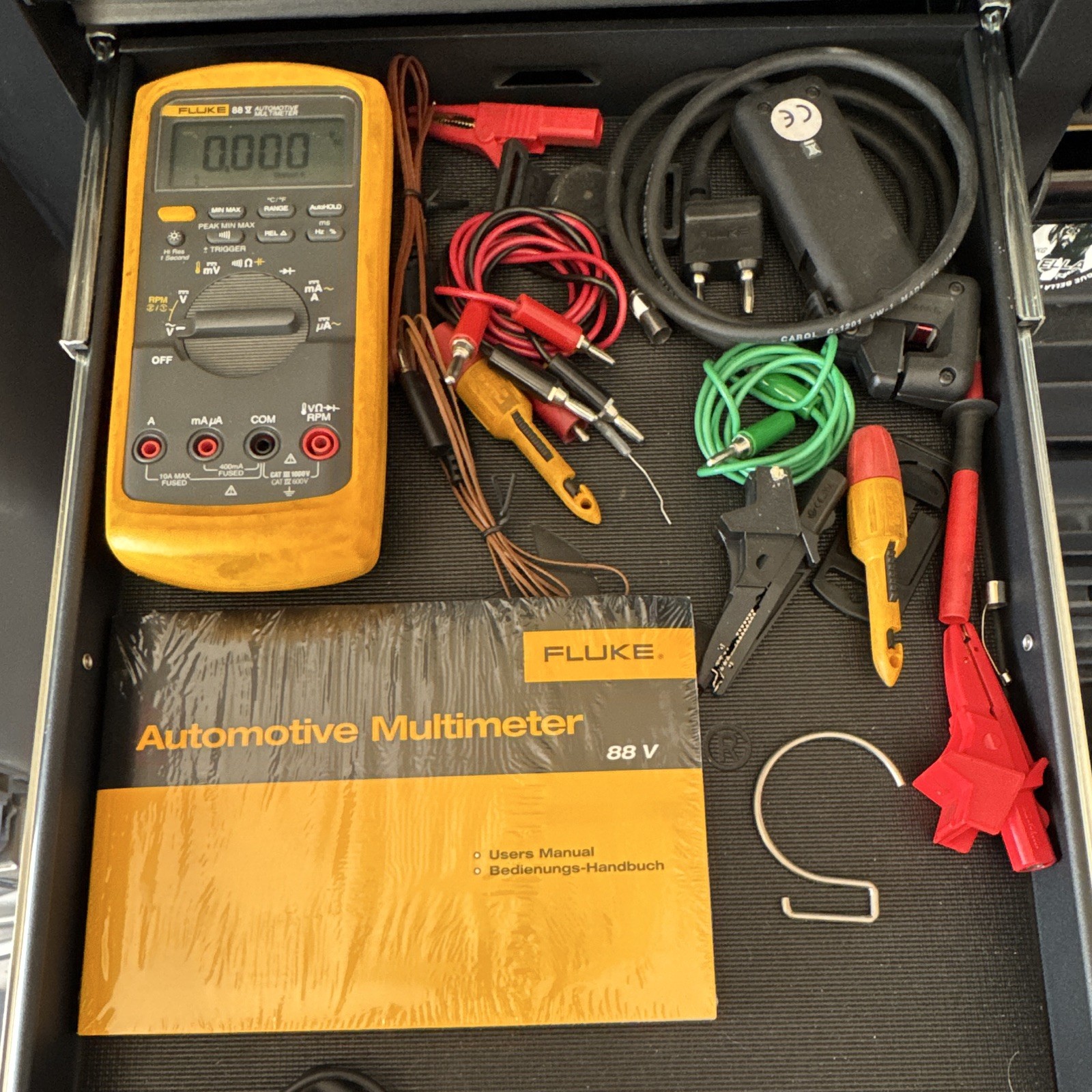 Fluke 2117440 88V/A Automotive Multimeter Combo Kit (NO CASE)