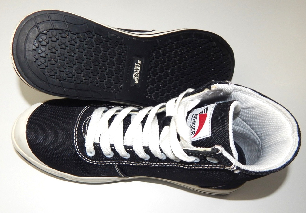 AVENGER Women’s Steel Toe Safety Non Slip Black/White Hi-Top Sneakers Size 8 EUC