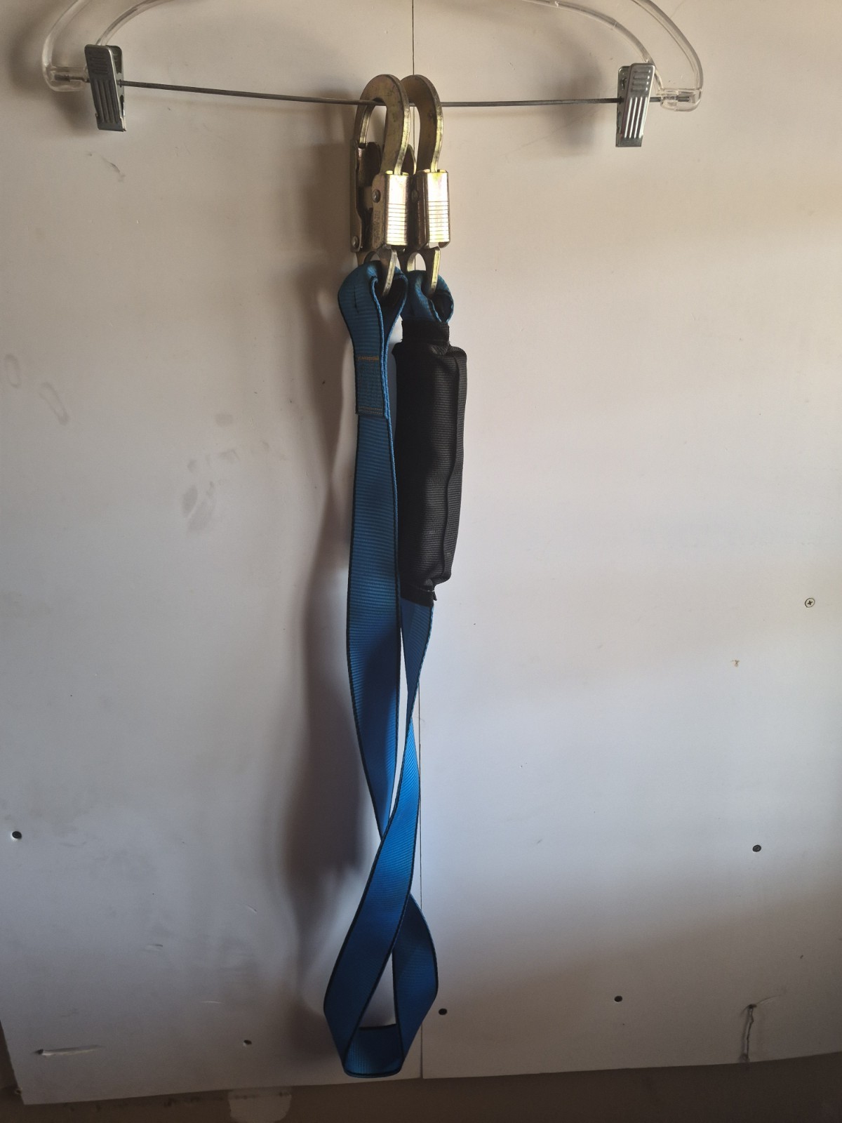Tractel Model A03 Full Body Harness And Secure Strap