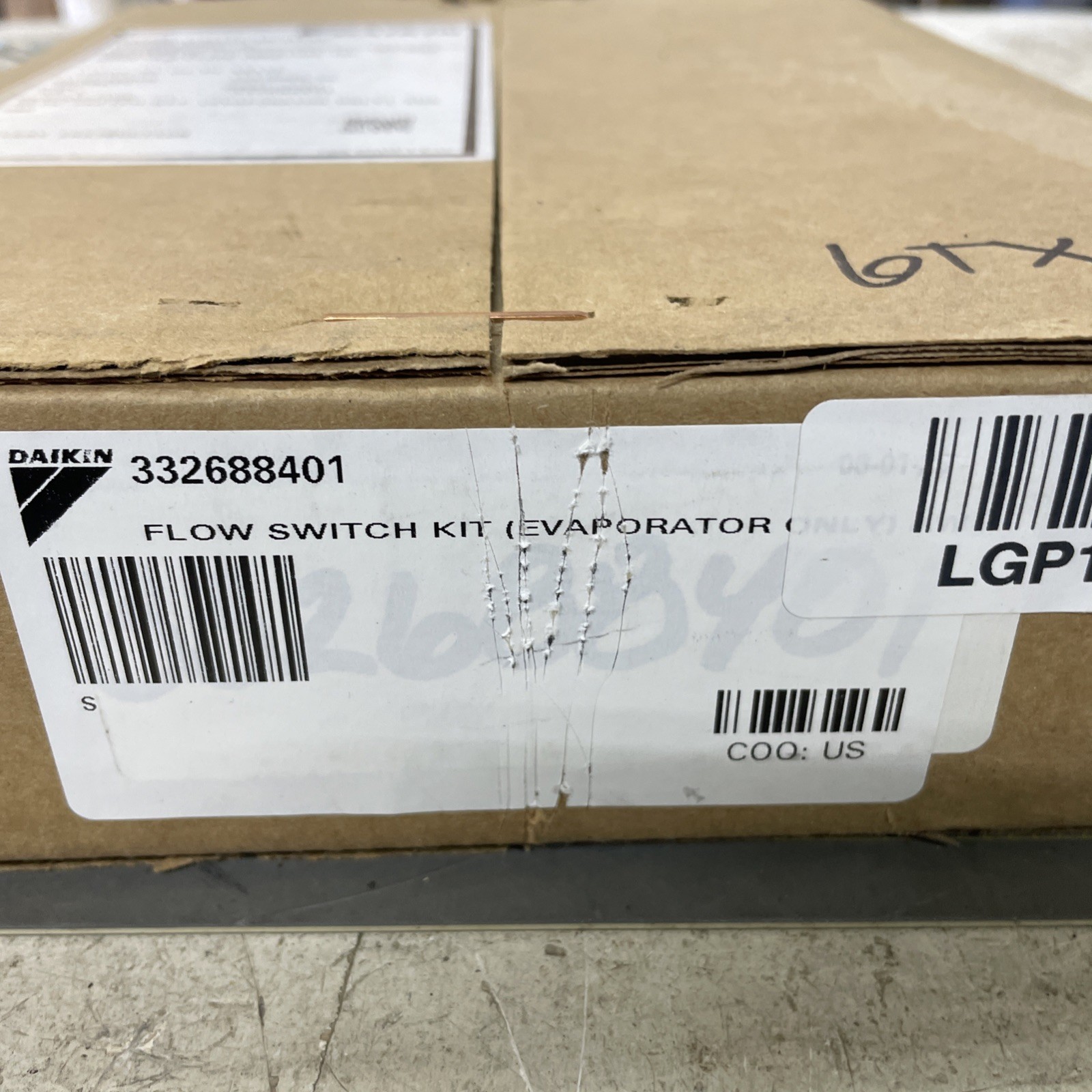 DAIKIN INDUSTRIES 332688401 (NEW IN BOX)