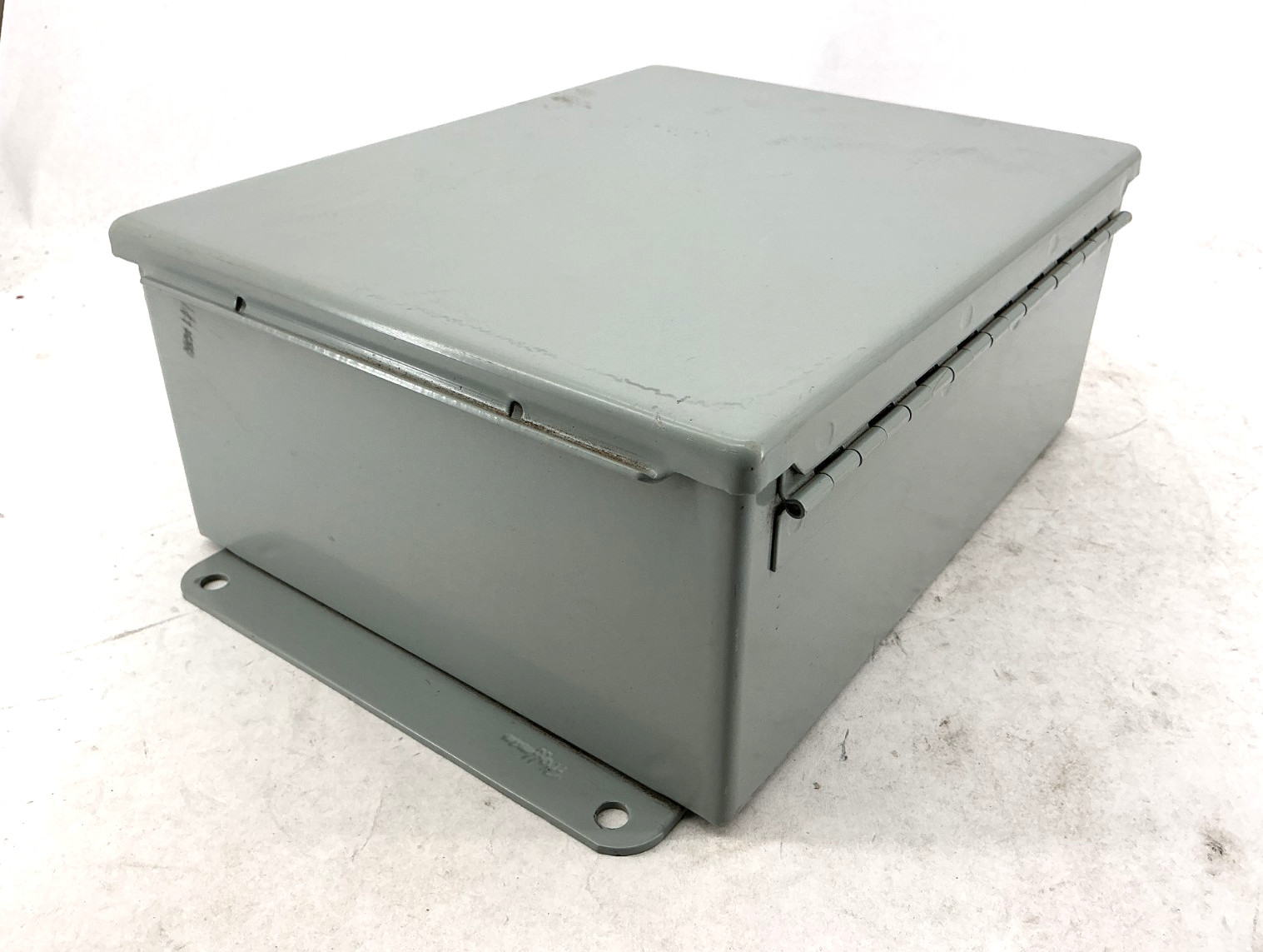 Hoffman A1008CH Junction Box Enclosure Panel Mount 10″X8″X4″ Gray 55410