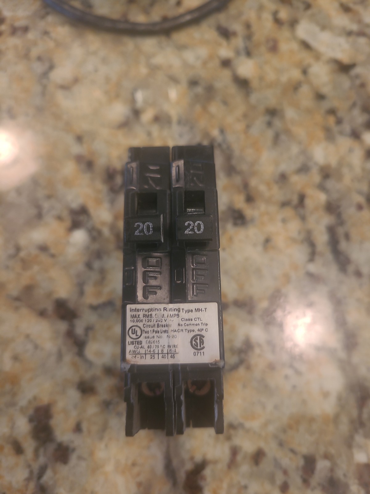 MURRAY MH-T 2020 1-POLE TWIN 20 AMP CIRCUIT BREAKER