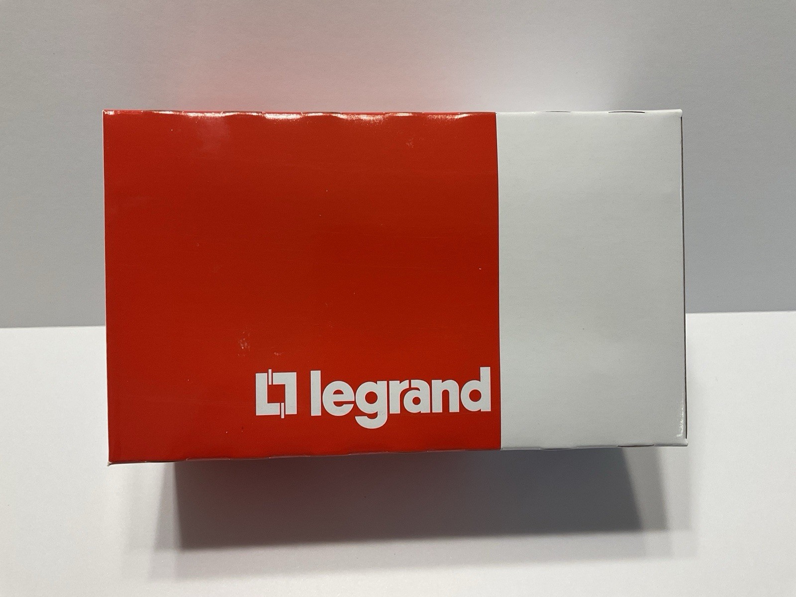 10 PK NEW Legrand Pass & Seymour TM870W Decorator Switch, 15 Amp, White