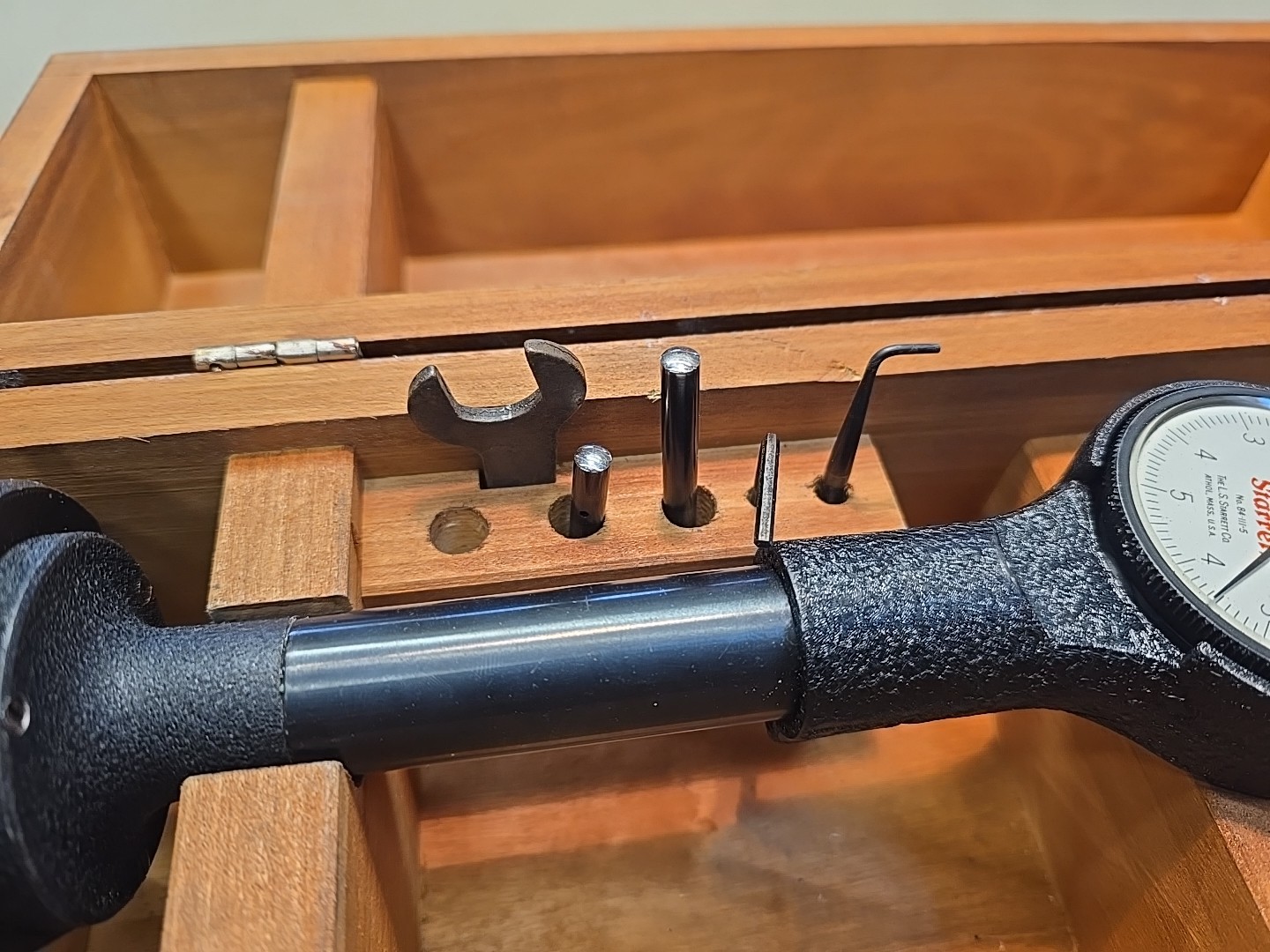 Starrett No. 84-111-5 Bore Gage 3.000″-5.125″ Range, .0001resolution