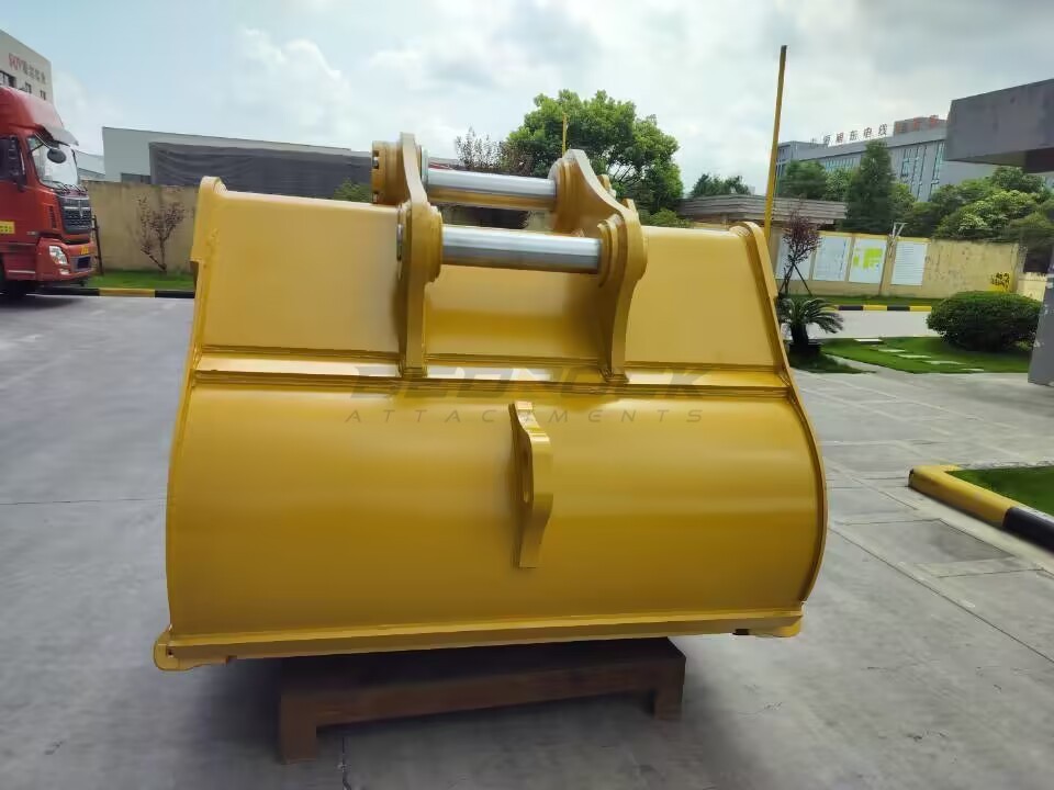 72in Heavy Duty Excavator Bucket fits CAT 349 Excavator, TB Family