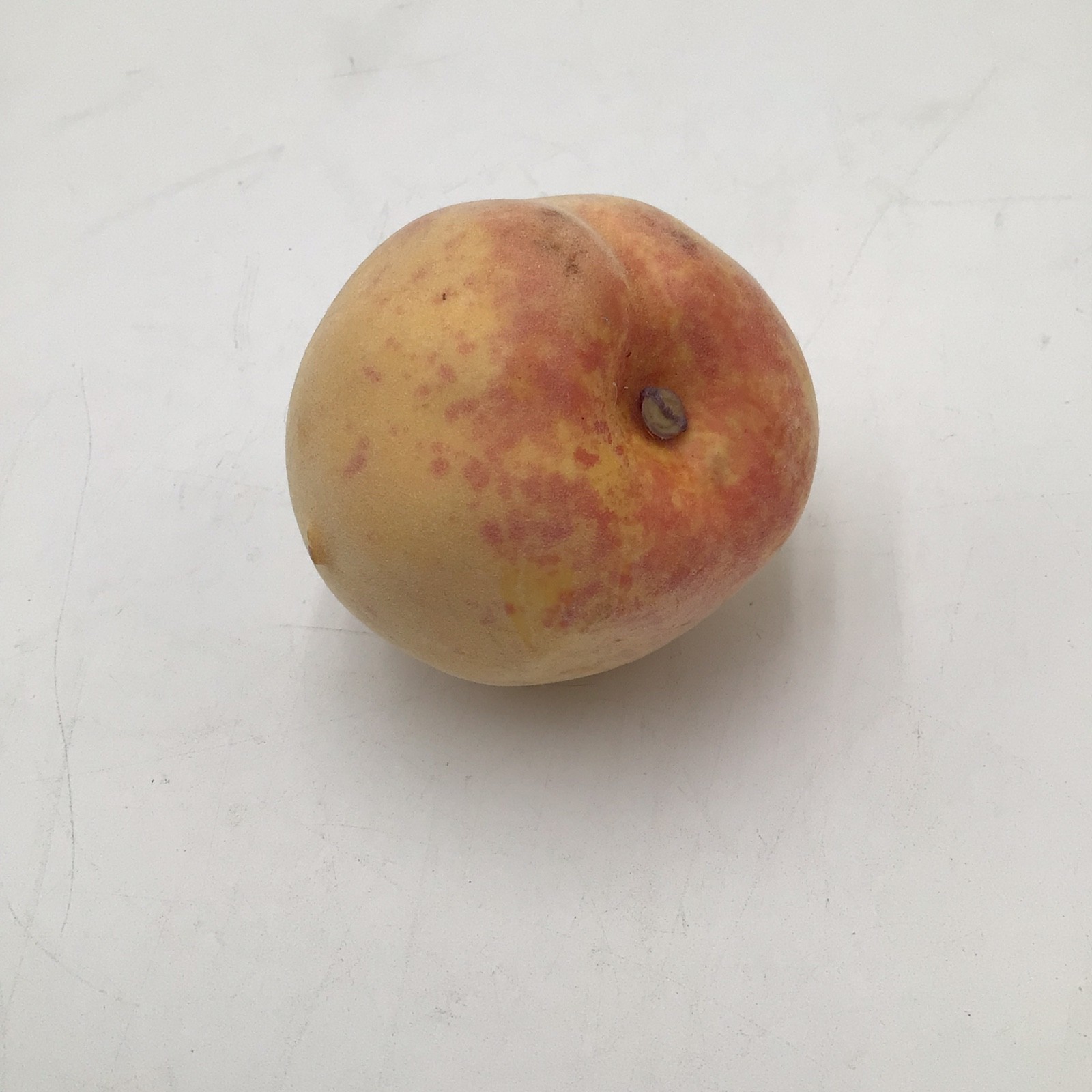 Artificial Fruit Faux Fake Food Peach Stage Display Prank Movie PROP PCH17