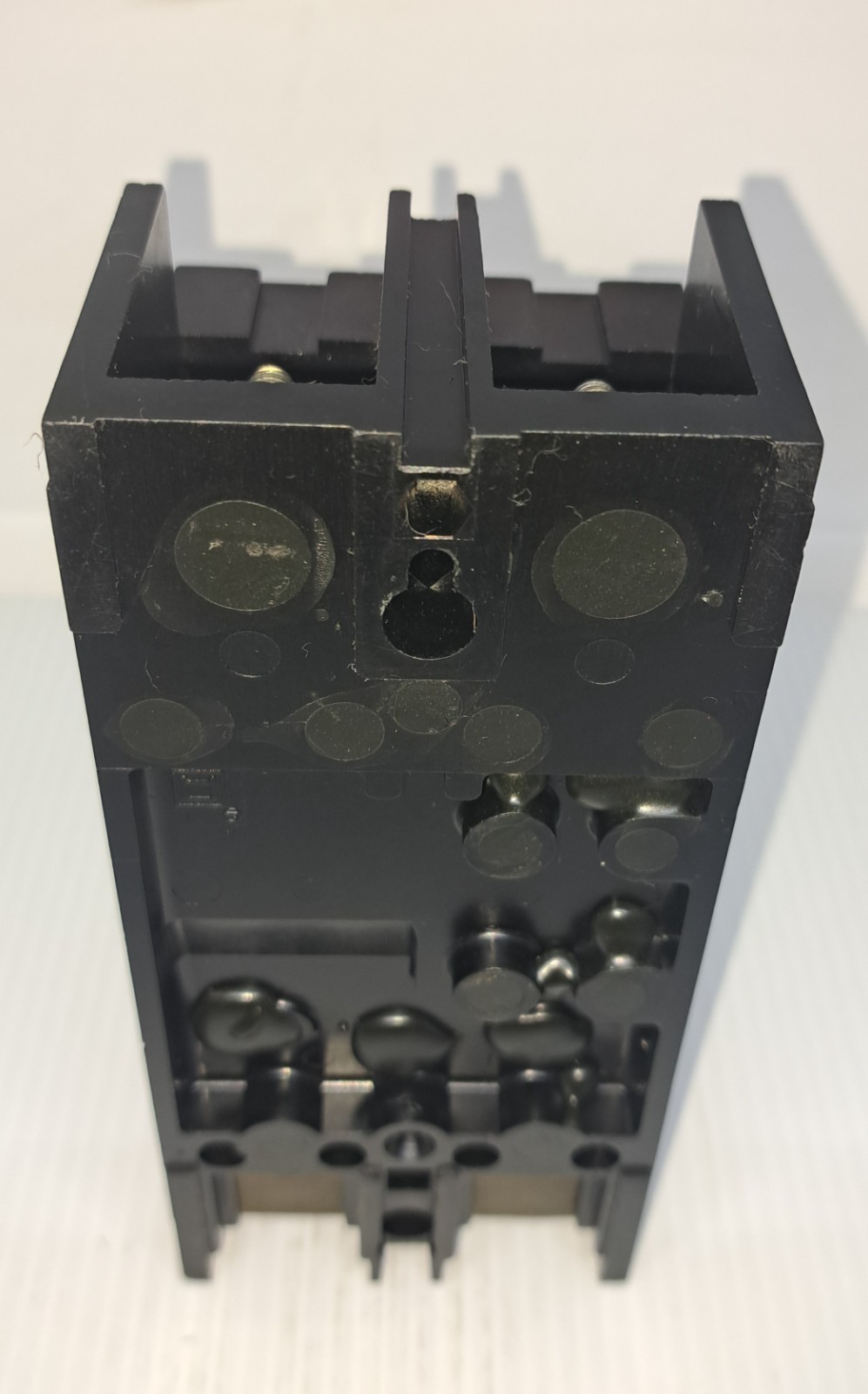 Square D Q2M2200MT 200 Amp 2 Pole 240V Main Circuit Breaker Type Q2MT NEW