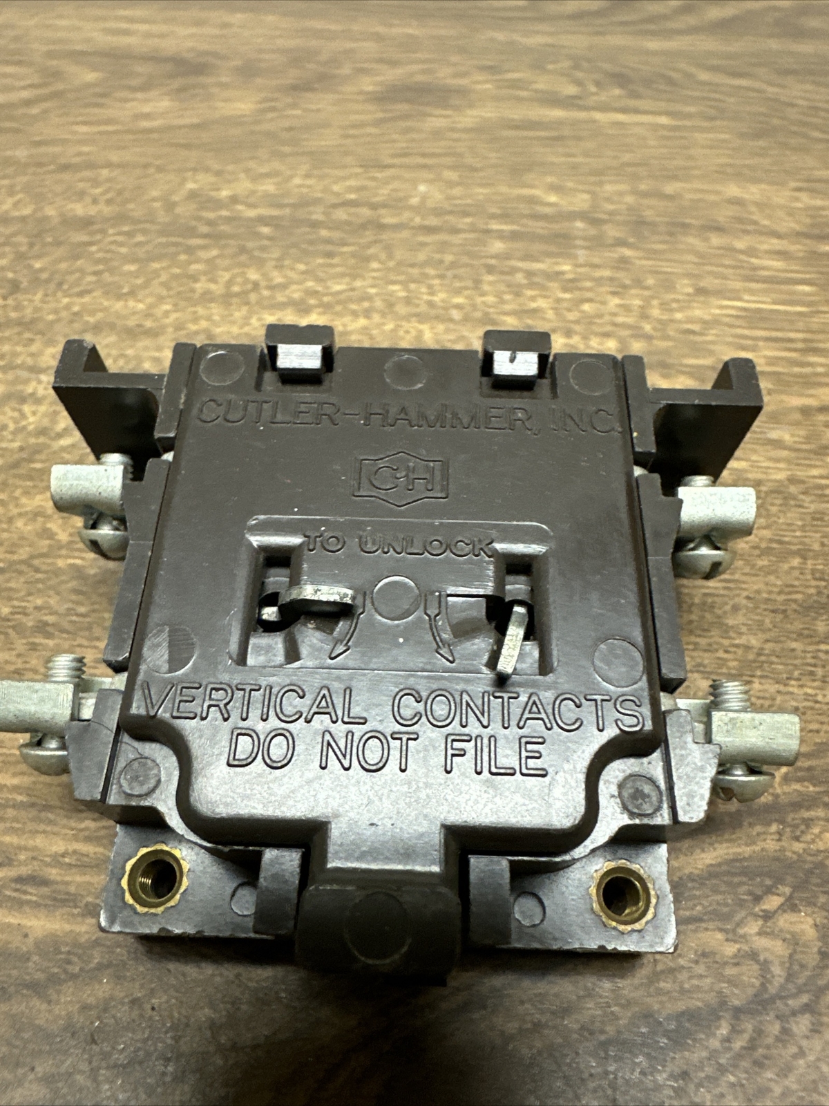 Cutler-Hammer,10-1318,Auxillary Contact