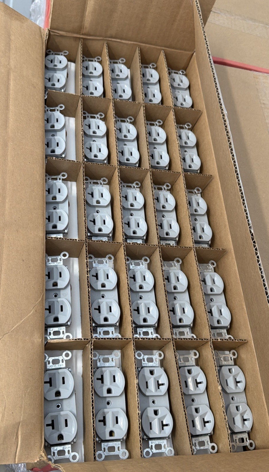 Legrand 5362-GRYBXY Duplex Receptacle, 20 Amp 125V, Gray, Case of 100