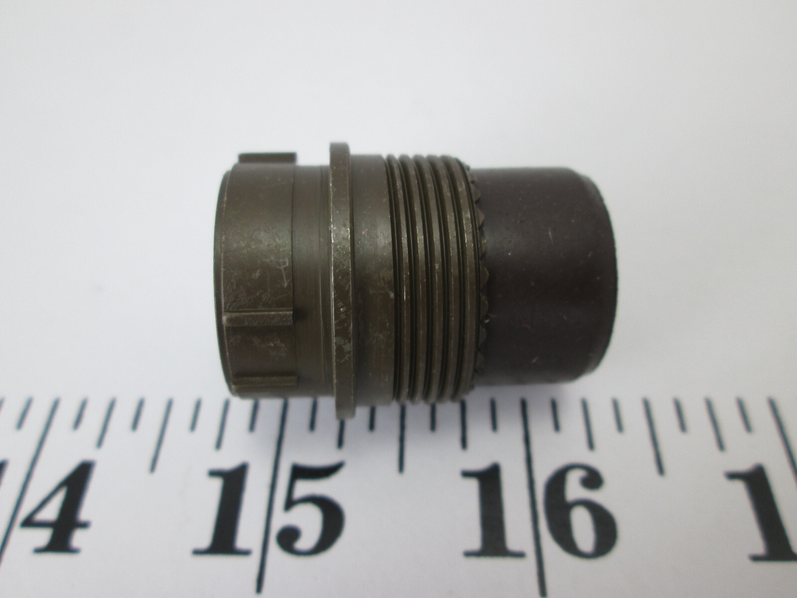 New NOS ITT Cannon 26 Position Circular Connector Plug Female Sockets SKU G
