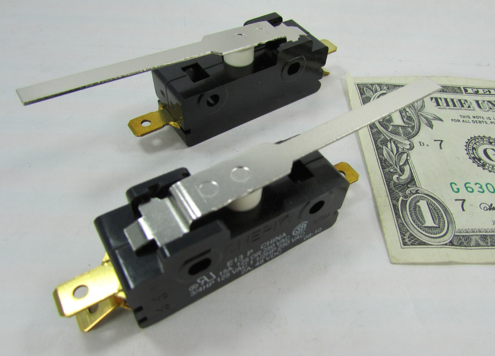 Lot 2 Cherry E13 15A NO/NC Lever Micro Switch 3/4 to 1.5 HP 125/250 V AC 48V DC