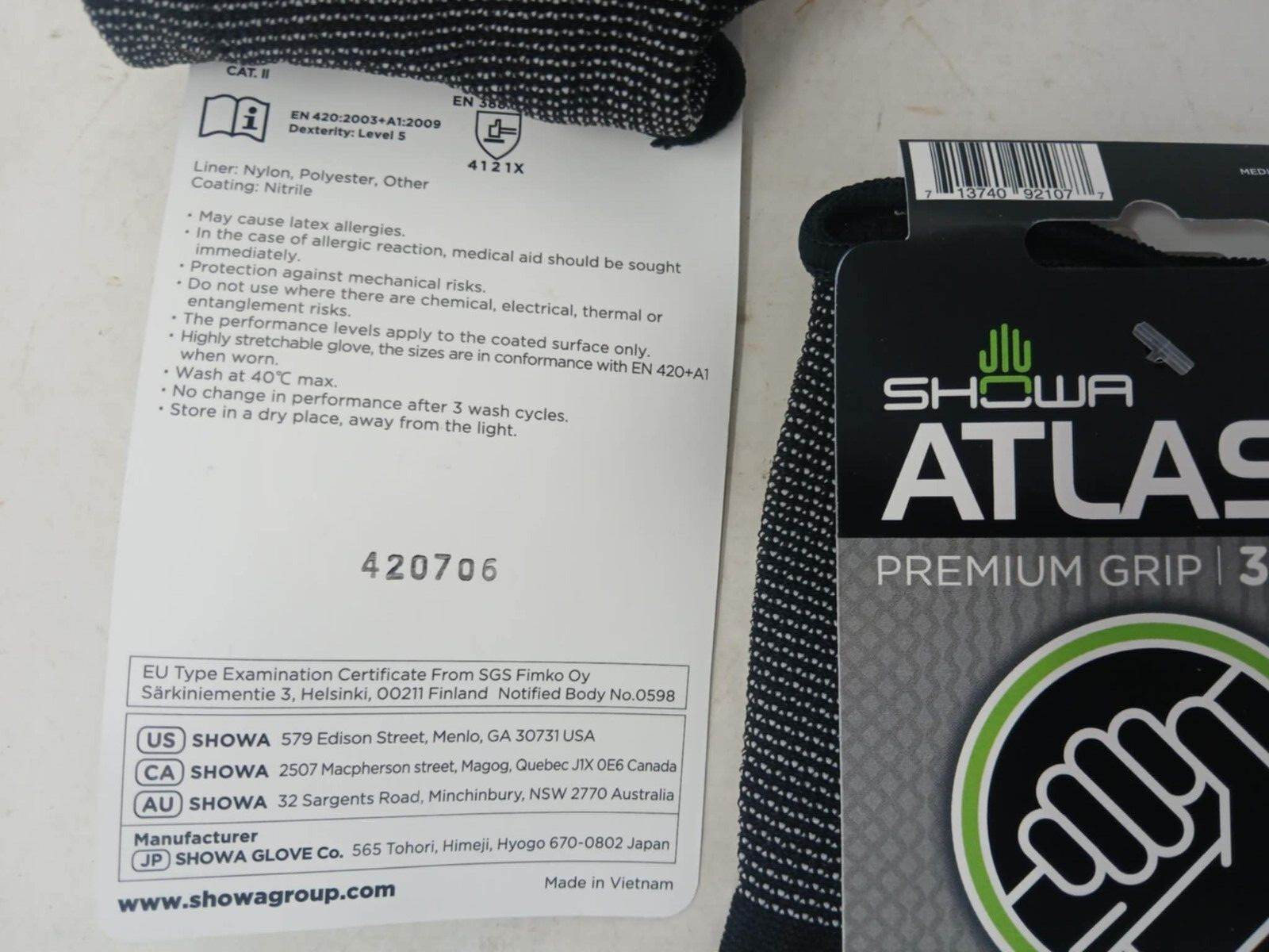 Showa Atlas Medium 370 Nitril Black and Gray Premium Grip Gloves 2 Pairs
