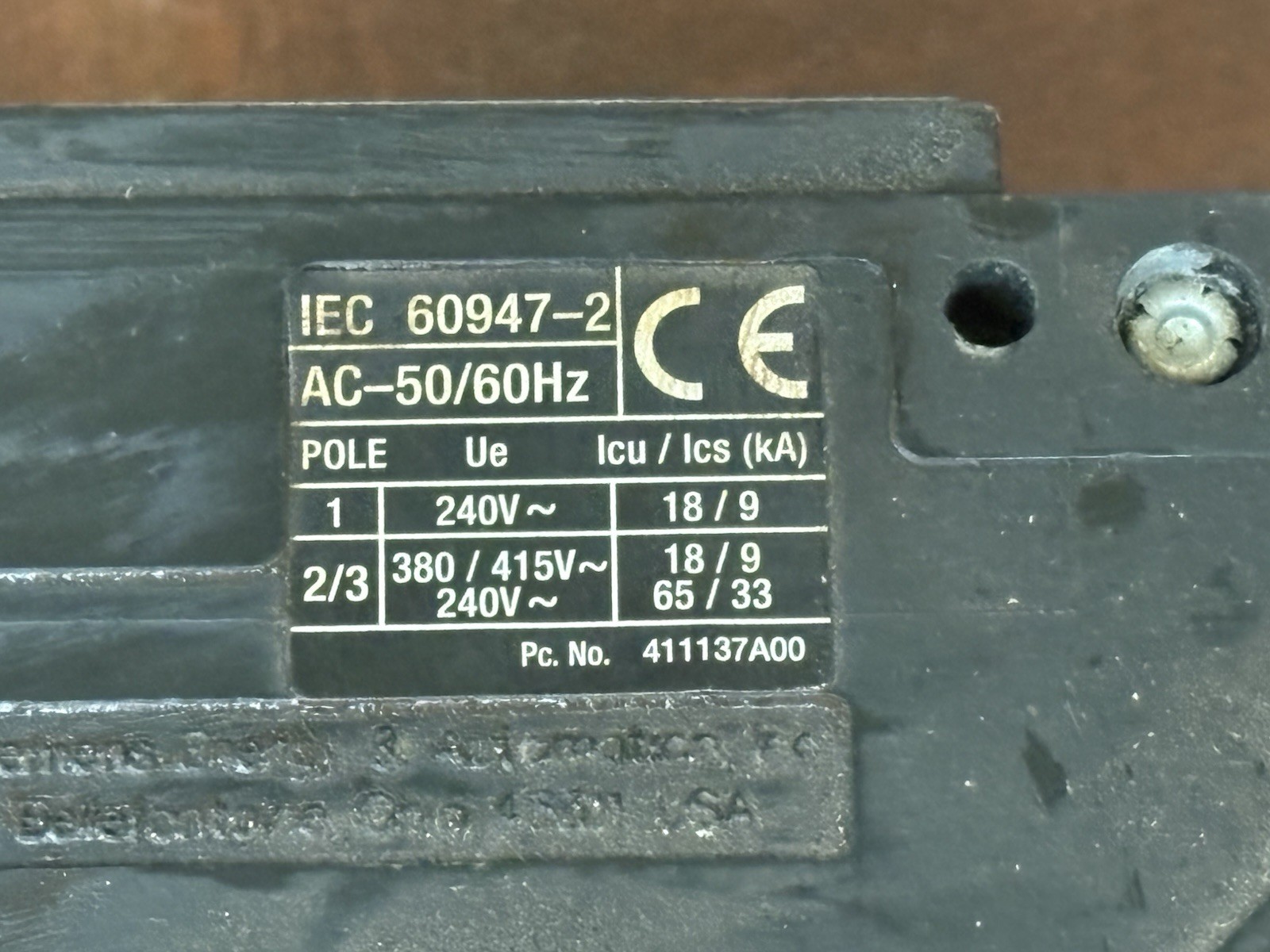 Siemens BQD330 Molded Case Circuit Breaker | 30A | 3-Pole | 480Y/277V | Bolt-On