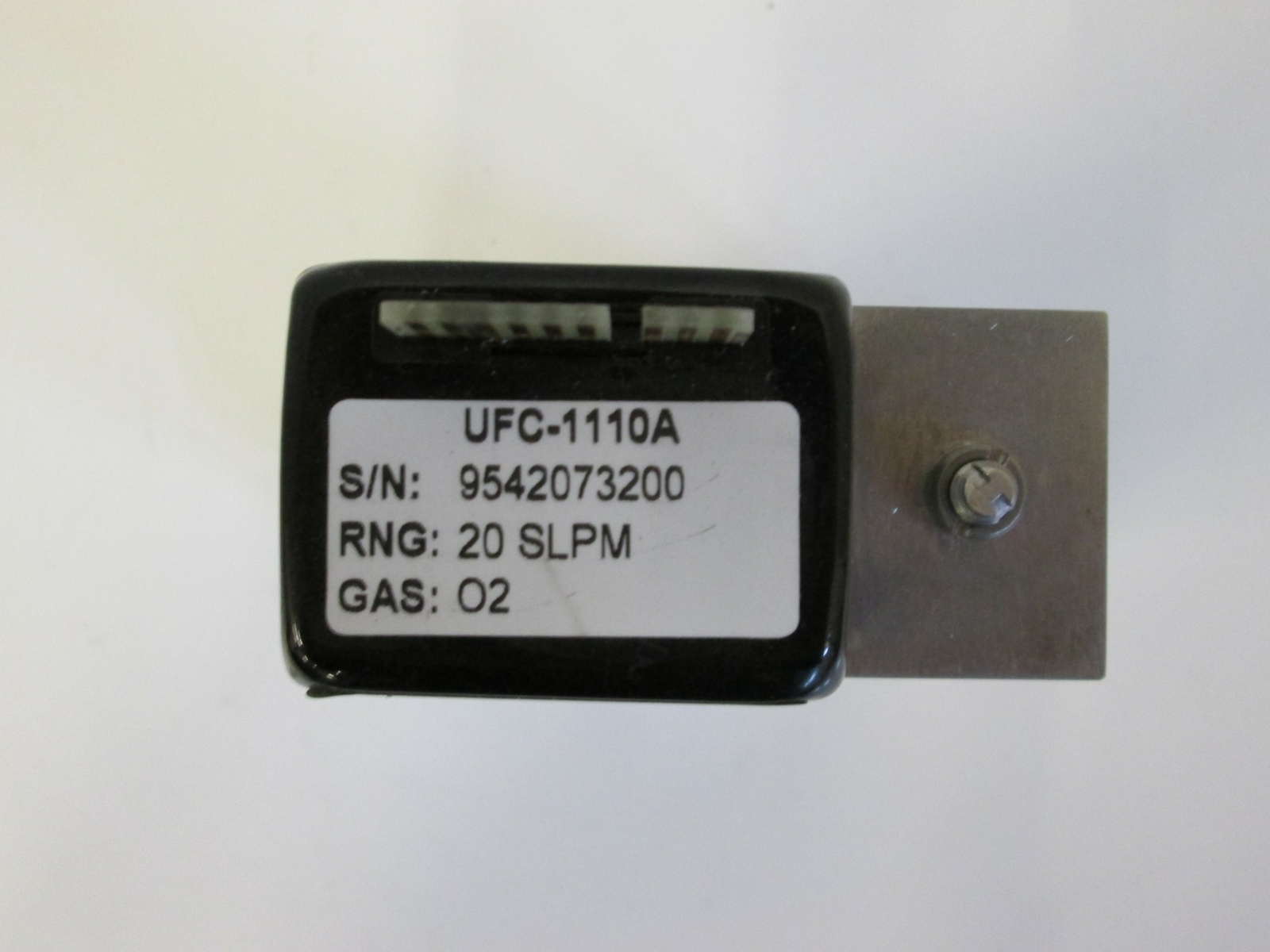 Unit UFC-1110A Mass Flow Controller MFC, O2, 20 SLPM, 1/4″ Male