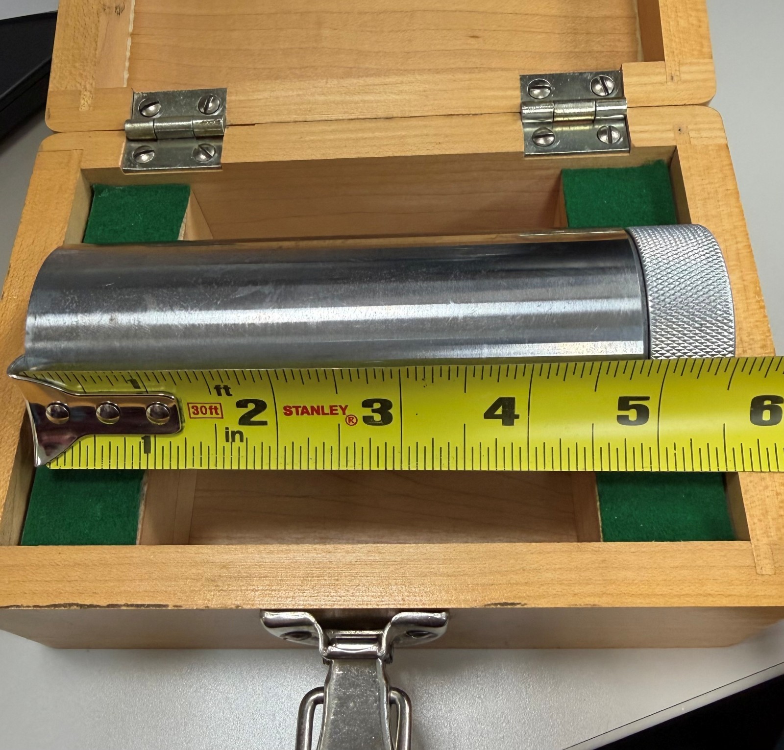 Magnetic Precision Cylindrical Square, 2″ Diameter x 5.5″ Height.