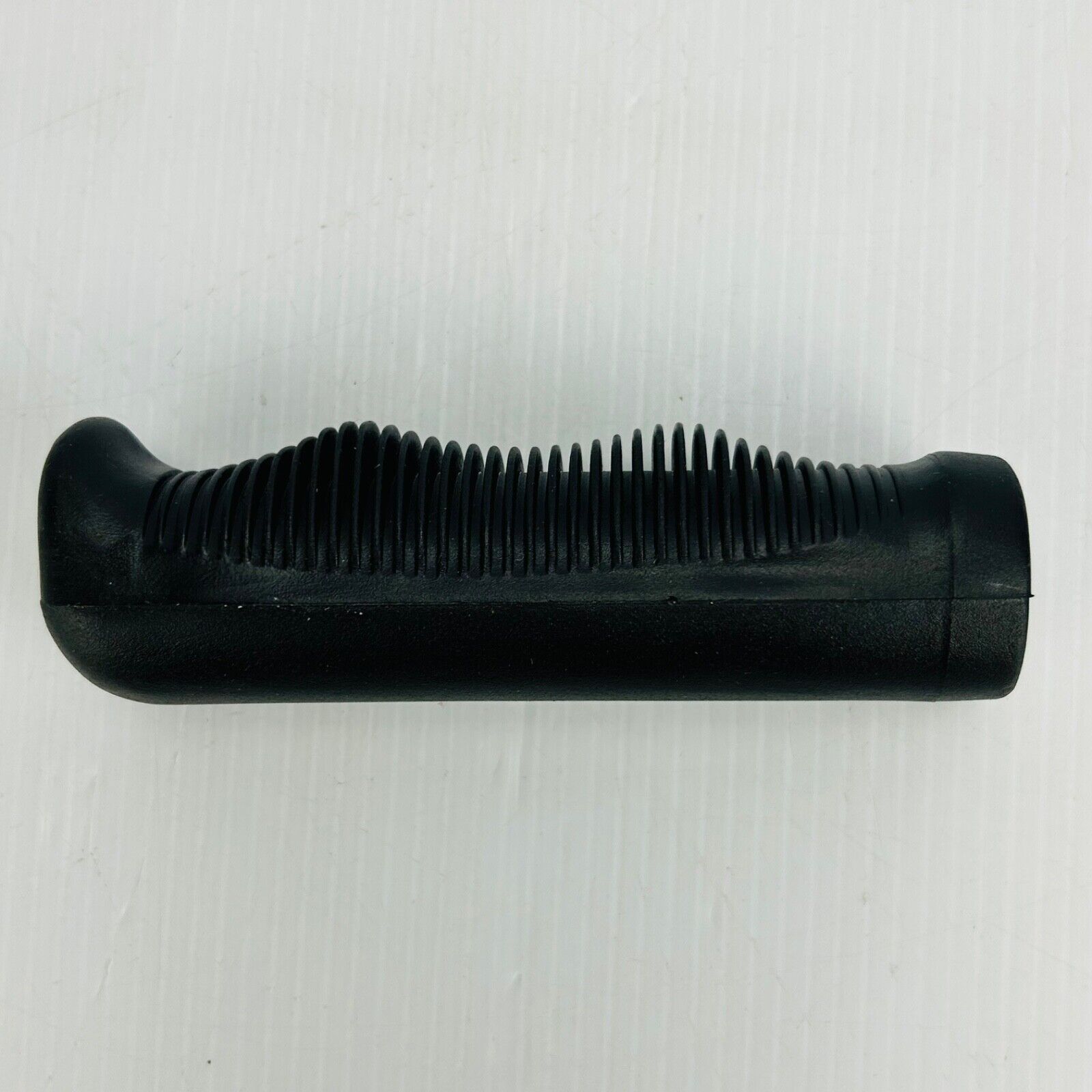 Handle Grips 4-1/2″ Long Black Flangeless For 3/4″ Diameter Handle Lot of 8