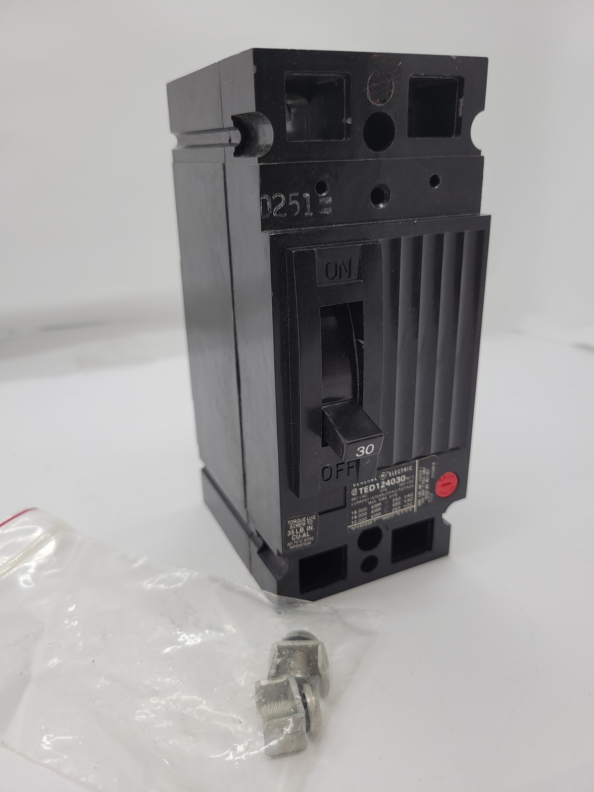 General Electric TED124030 Bolt-On Circuit Breaker 30A 2P 480V 14KA TED Black