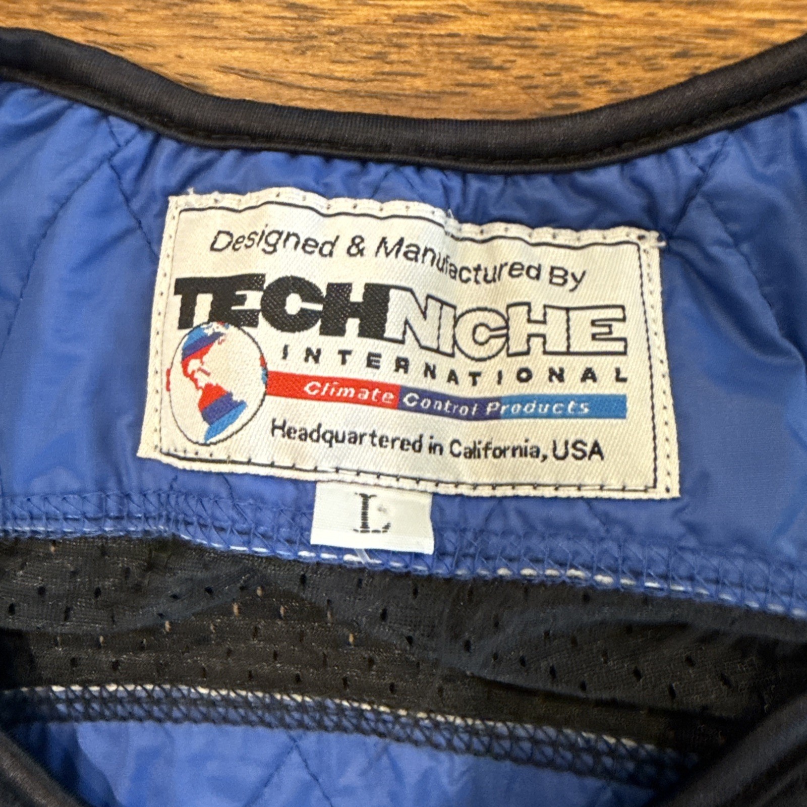 Techniche International Hyperkewl Cooling Vest Size Large Black W Blue Interior