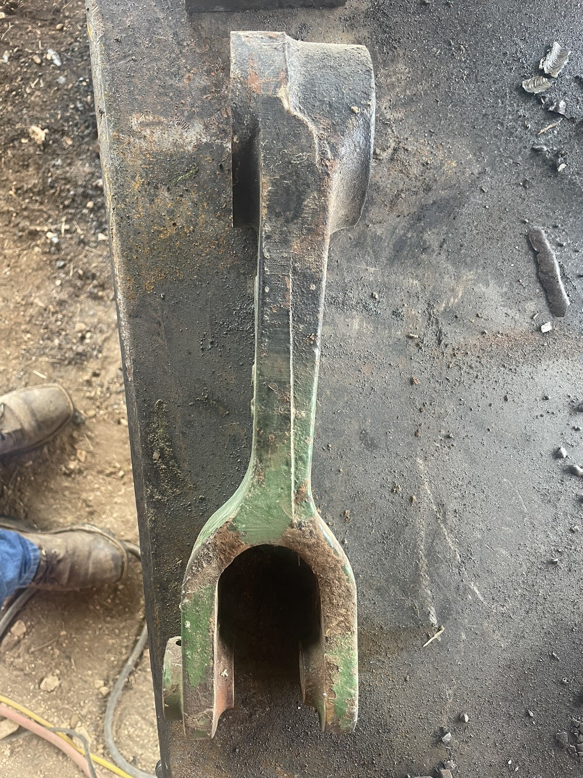 Used Rockshaft Lift Arm fits John Deere R56175