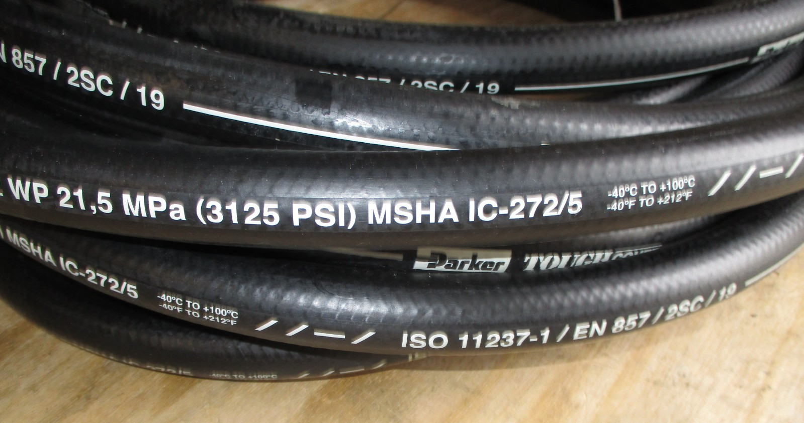 PARKER HYDRAULIC HOSE 471TC-12 3/4″ 50′ TWO WIRE HOSE 100R16