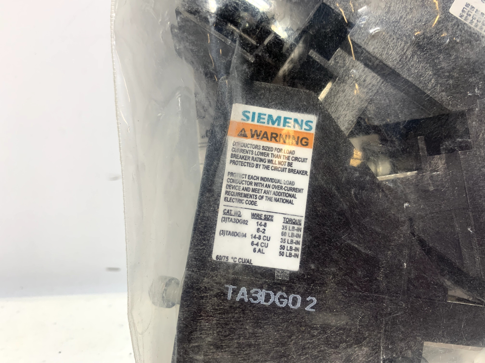Siemens 3TA3DG02 Circuit Breaker Lug Kit