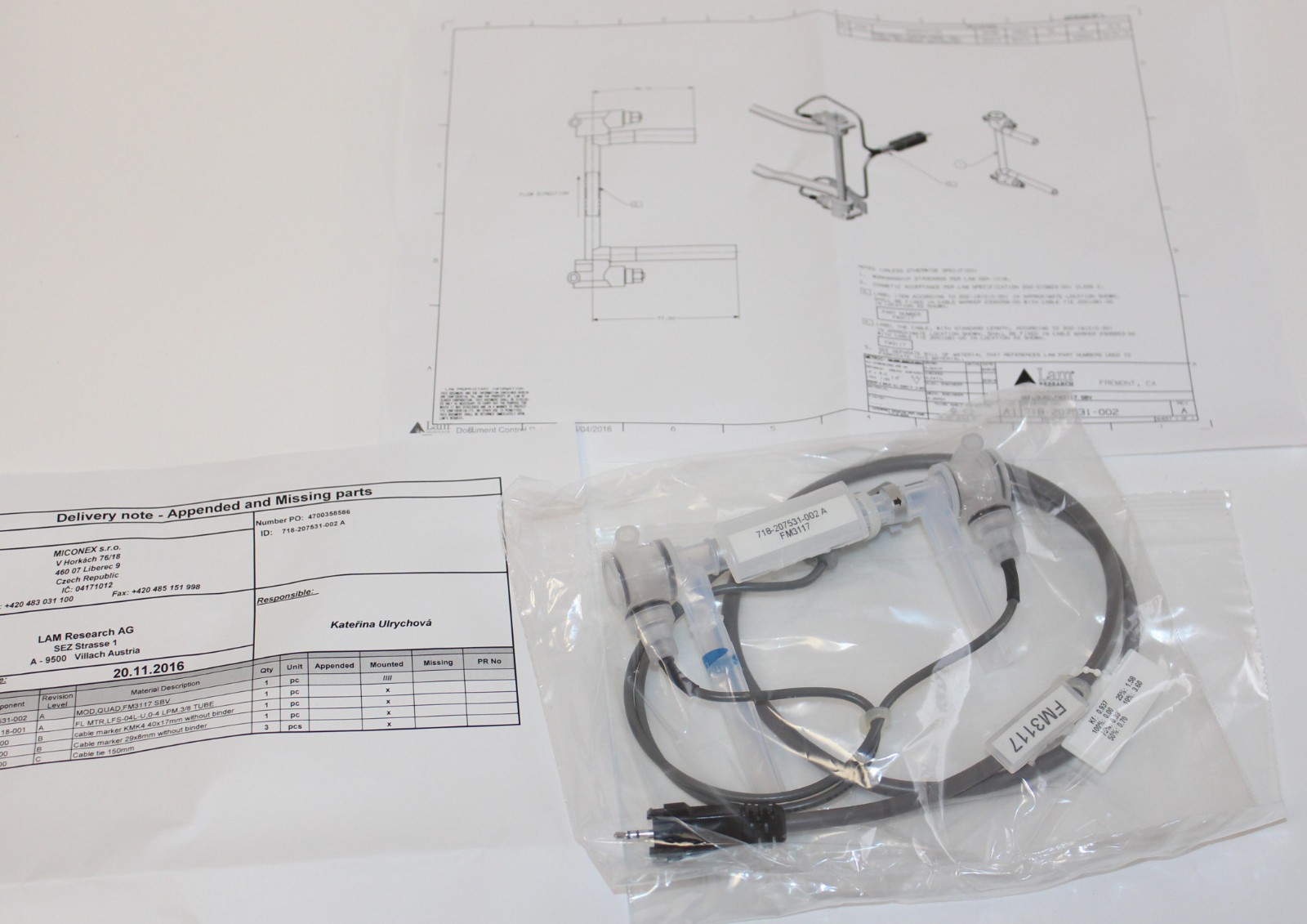 Lam Research LFS-04L-U ultrasonic inline flow Sensor, FL MTR, LFS-04L-U, 0-4 LPM