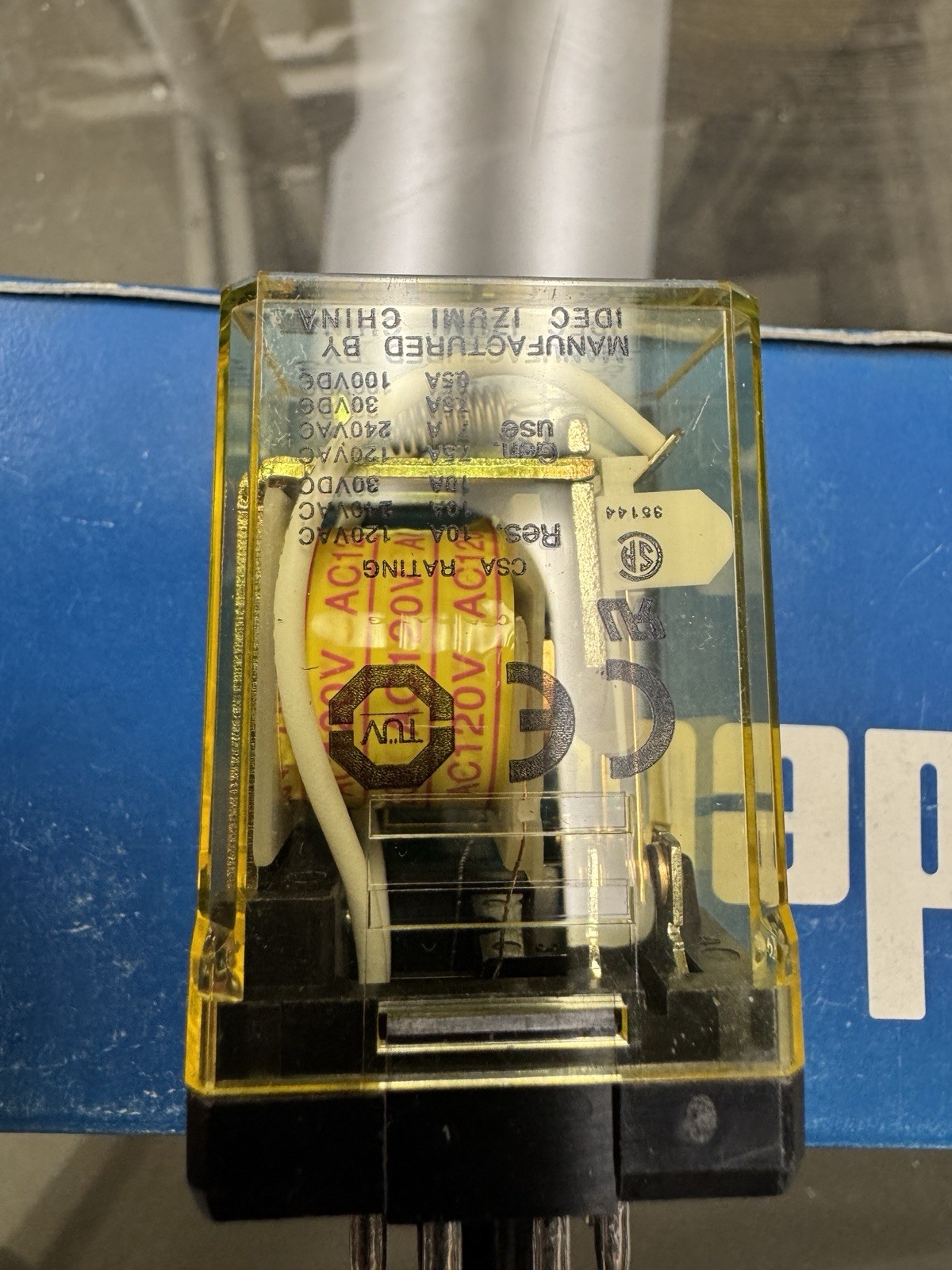 Lot of 10 IDEC RR2P-U AC120V Relay, 50/60Hz, 8-Pin New In Box
