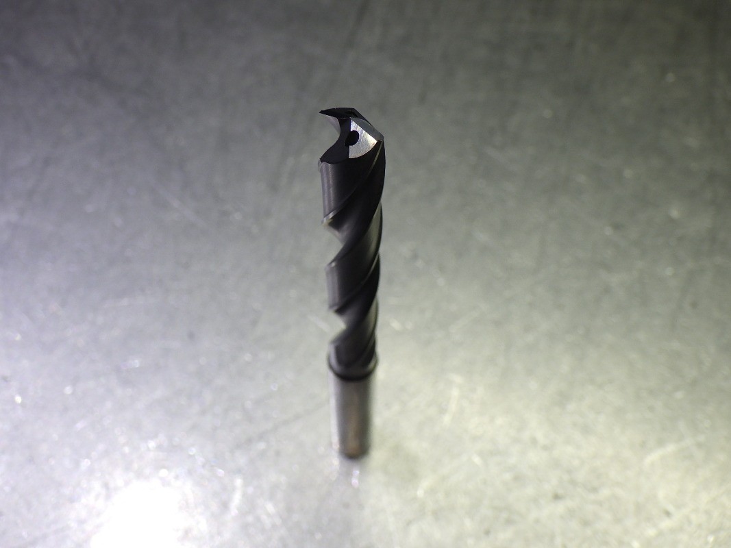 PCT 7.4mm Coolant Thru 5xD Carbide Drill 8mm Shank DXC0507400T9 (LOC1128C)