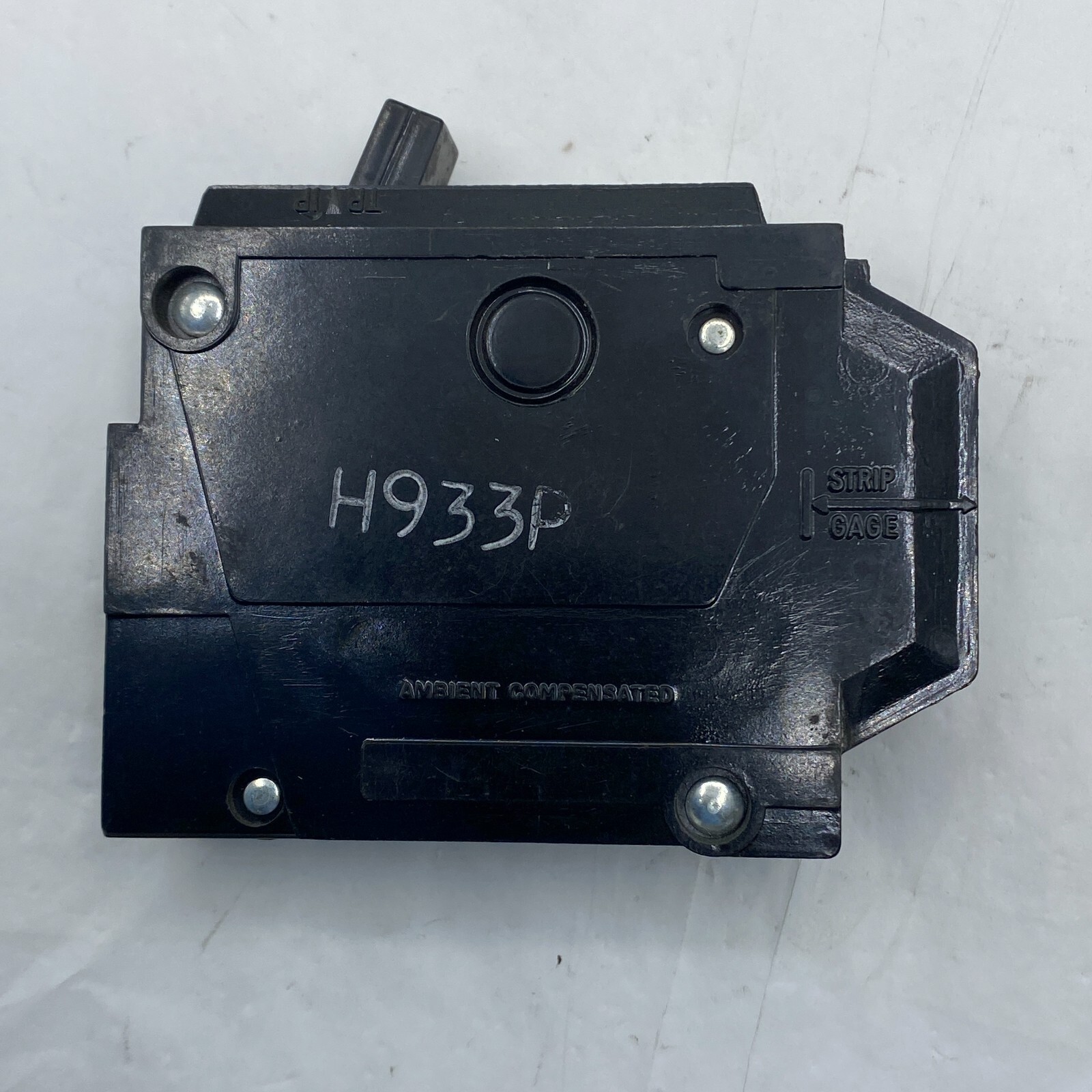 GE H933P Plug-In Mount Type 20AMP Circuit Breaker🔔