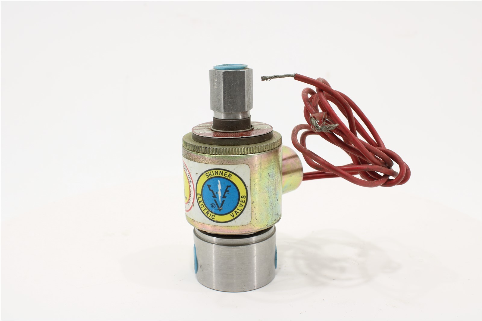 Skinner X53DB2075 2-Way Solenoid Valve | 75 PSI | 3/32″ Orifice | 1/4 NPT | 24AC