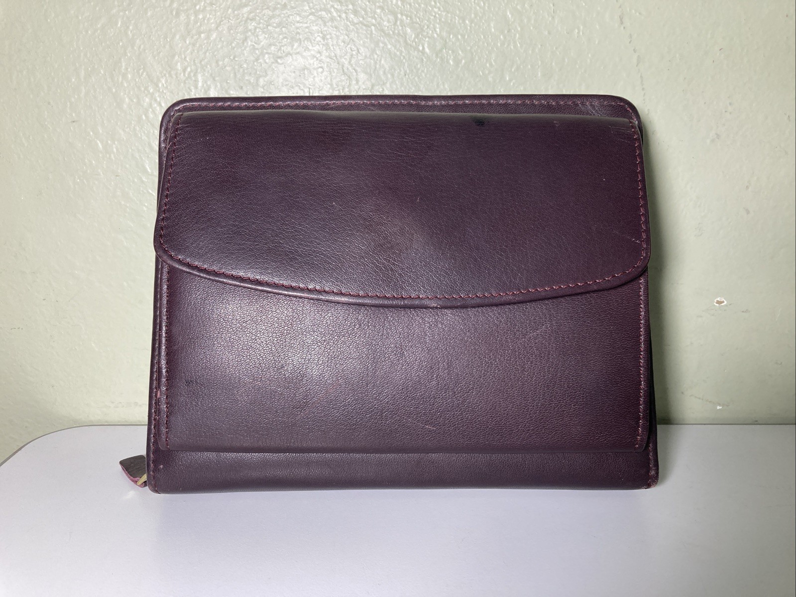 Franklin Quest Compact Burgundy Nappa Leather Zip around Planner 6 Rings