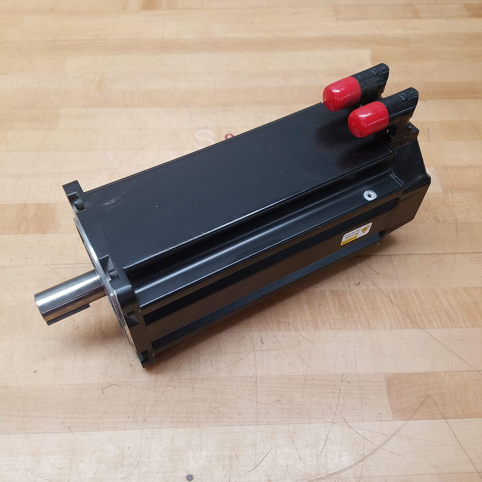 Allen Bradley MPL-B560F-MJ74AA Servo Motor, Series A, 3 Ph, 3000 Rpm, 5.5/7.3 kW