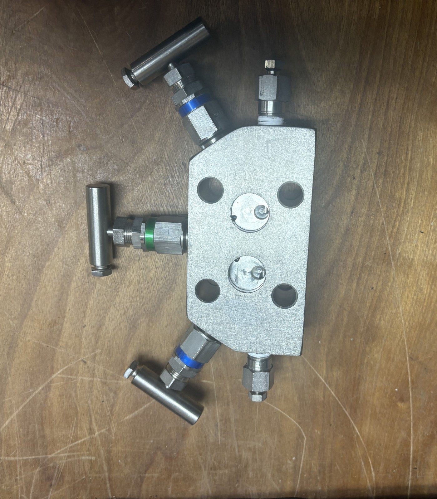 Rosemount TRANSMITTER C305121124-0000 MWP 6092 PSI @200F 4000 PSI @ 400F(D10/1)