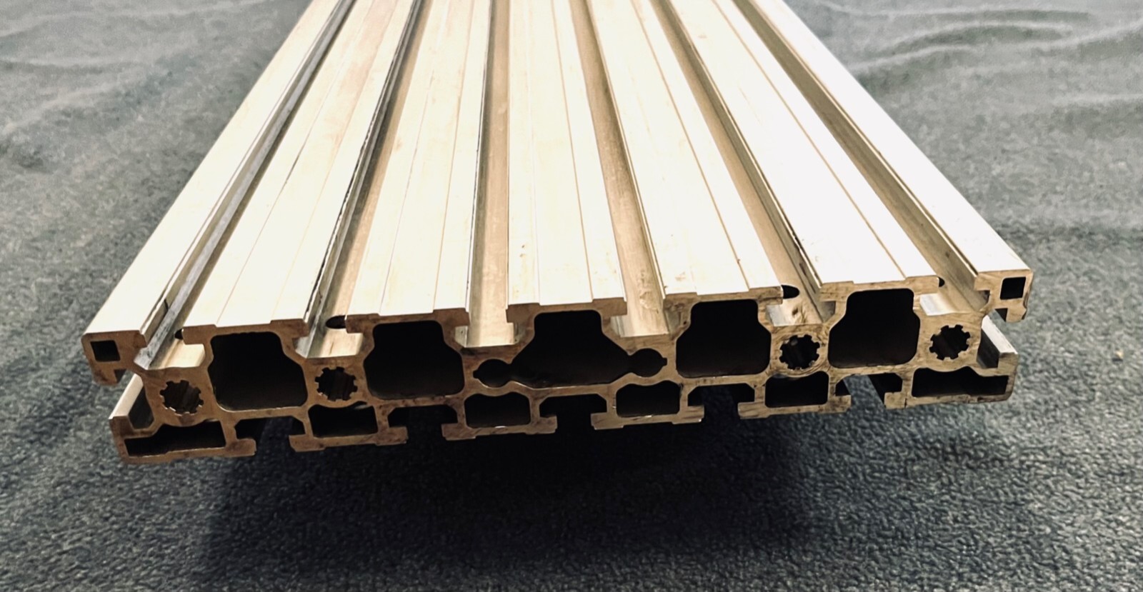 45 x 270 mm Bosch-RexRoth Aluminum Extrusion 42″ Lengths Profile 3842 992 927