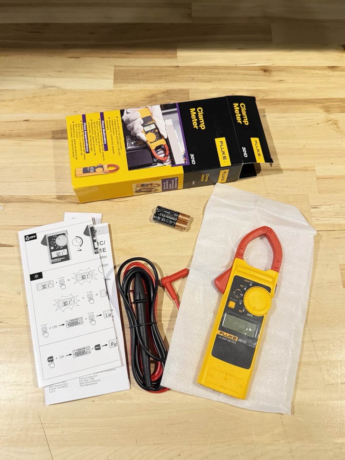 FLUKE 301D CLAMP METER (FREE SHIPPING) NEW