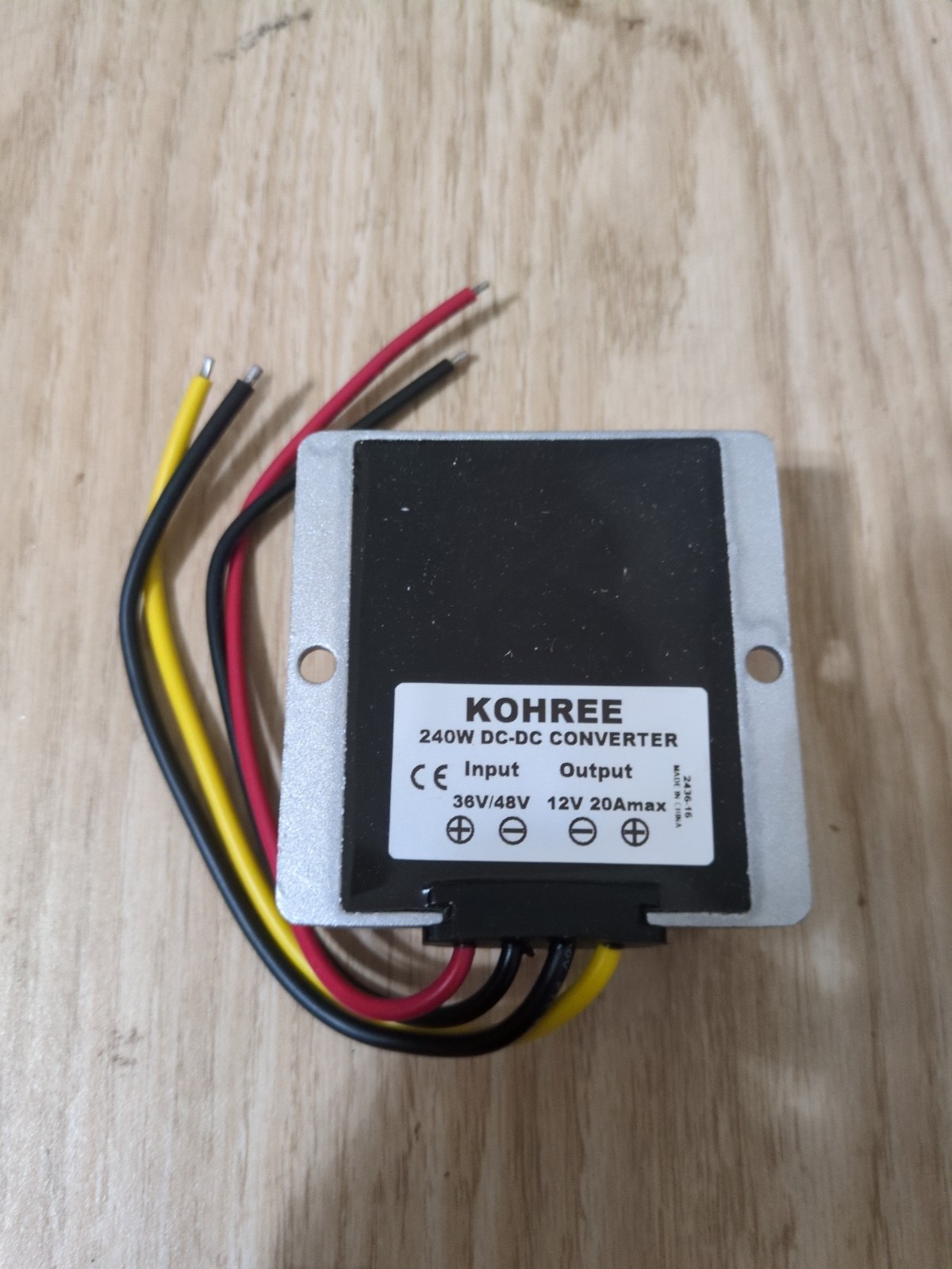 Kohree 240W DC-DC Step Down Voltage Converter 36V/48V to 12V 20A Max – UNTESTED
