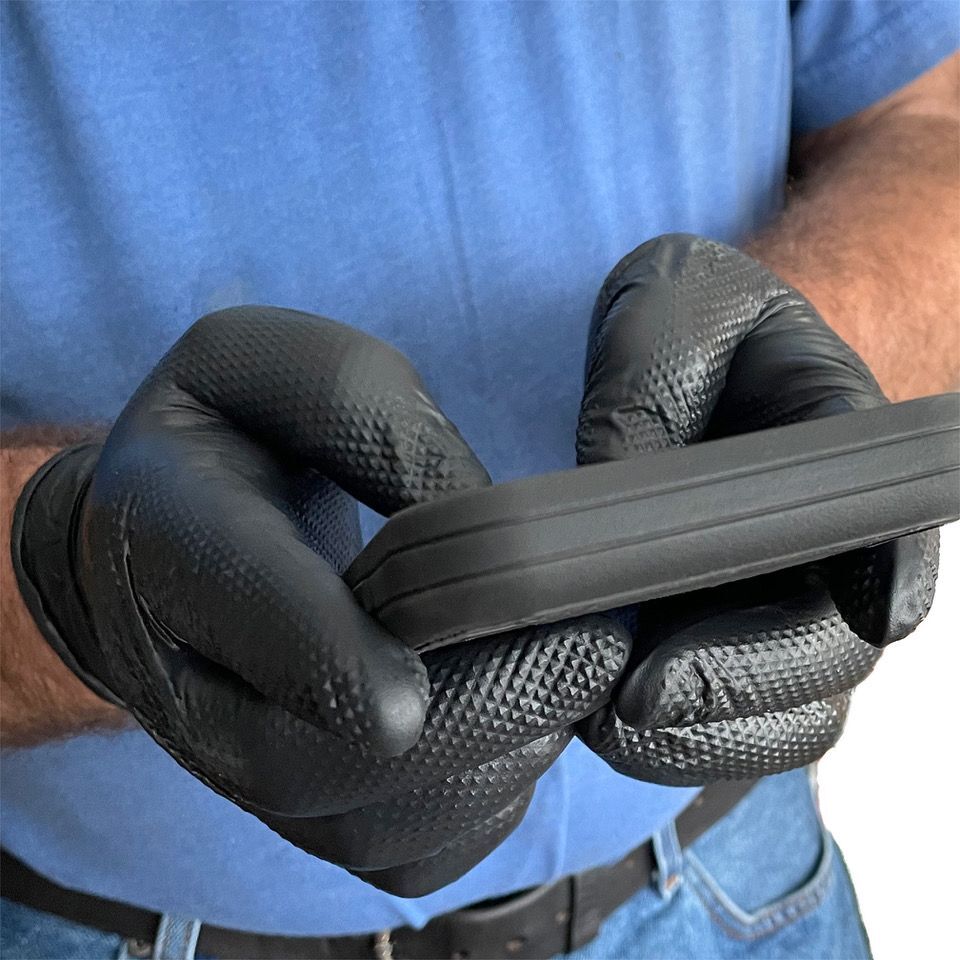 6 MIL BLACK NITRILE GLOVES WITH RAISED DIAMOND TEXTURE, HEAVY DUTY BOX OF 200