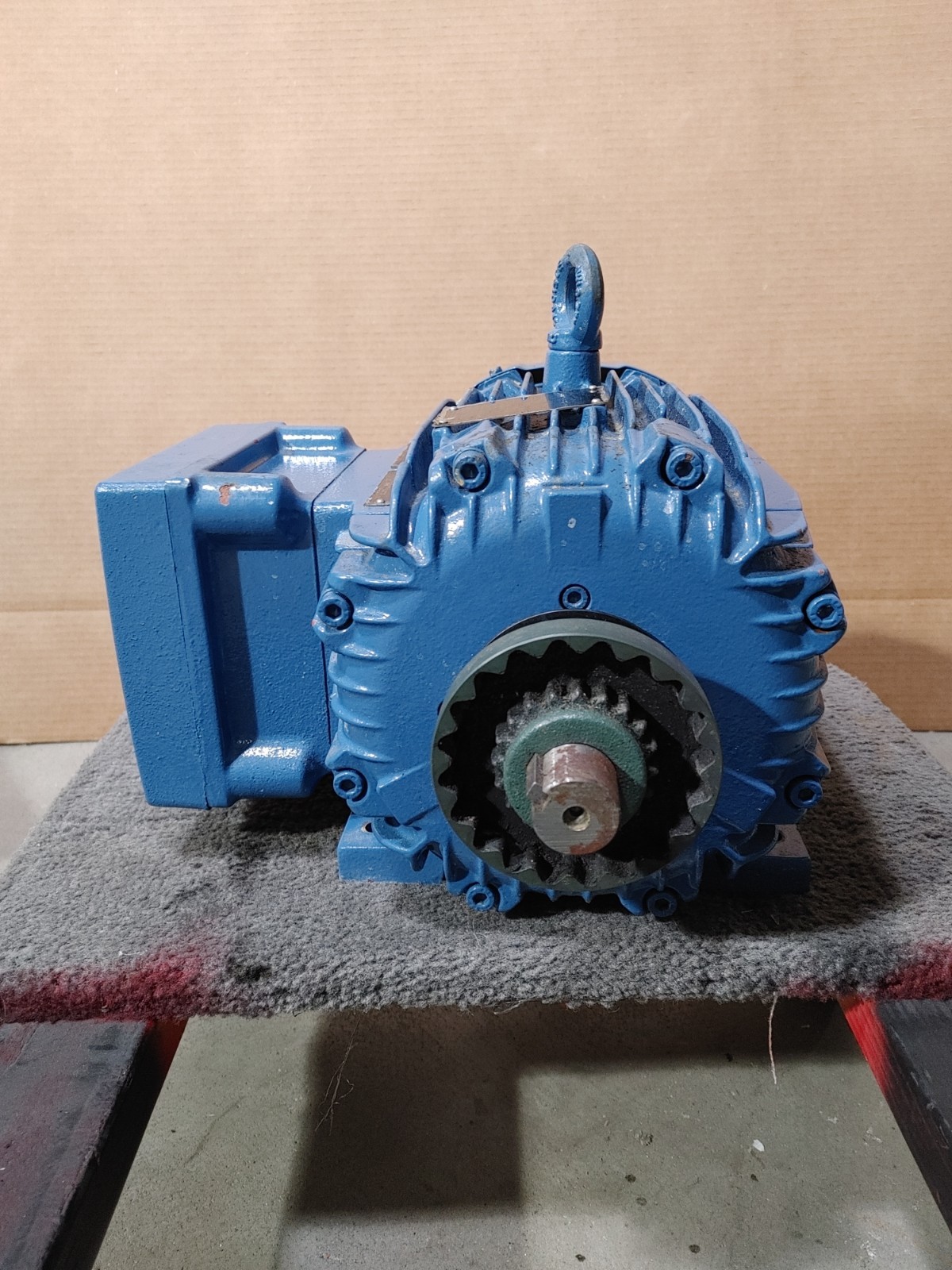 WEG 00518XT3E184T 3PH 1755 RPM 208-230/460 V 184T W21 Explosion Proof Motor