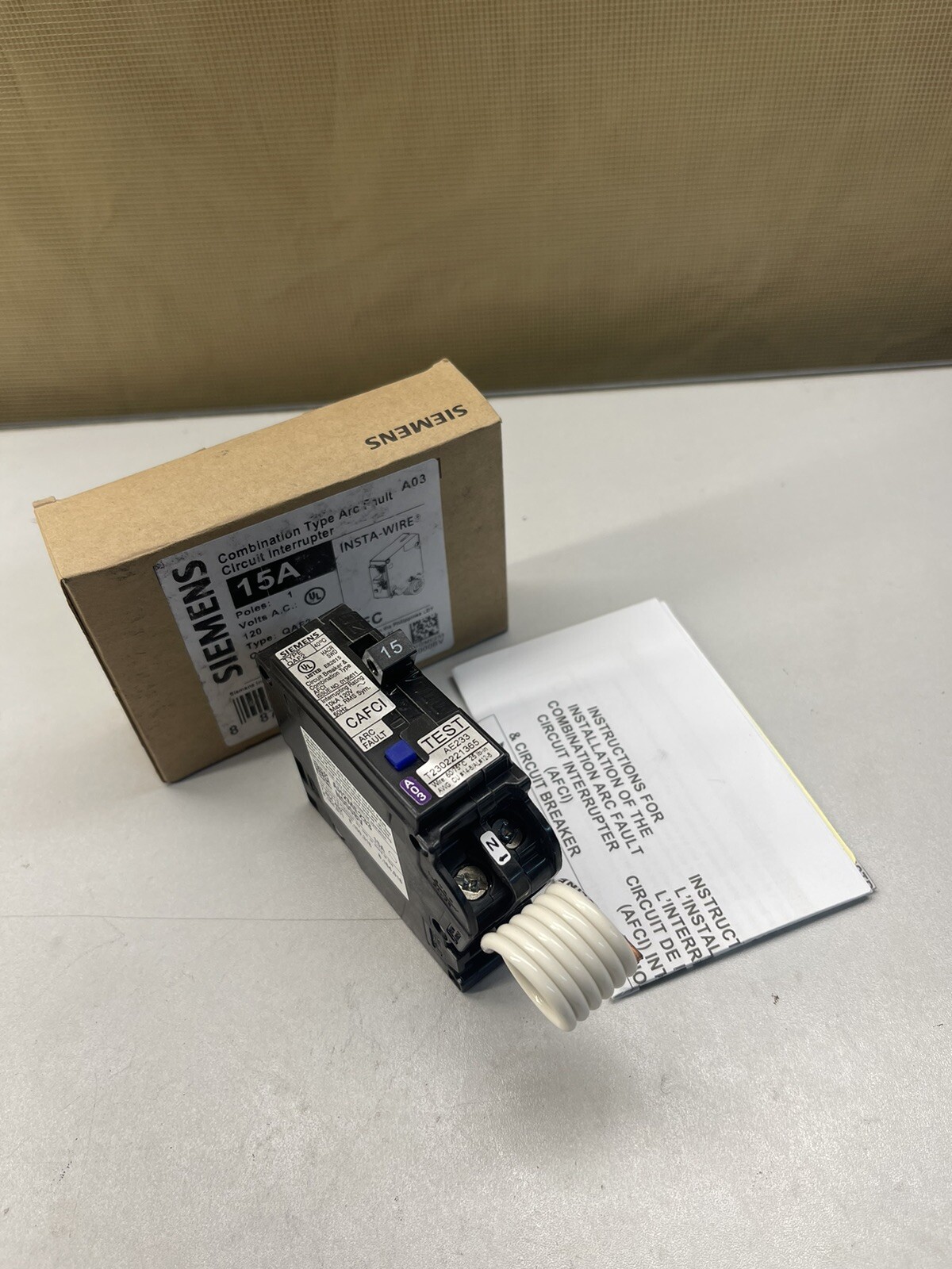 Siemens QA115AFC 1 Pole 15 AMP Arc Fault Combination Breaker AFCI New In Box