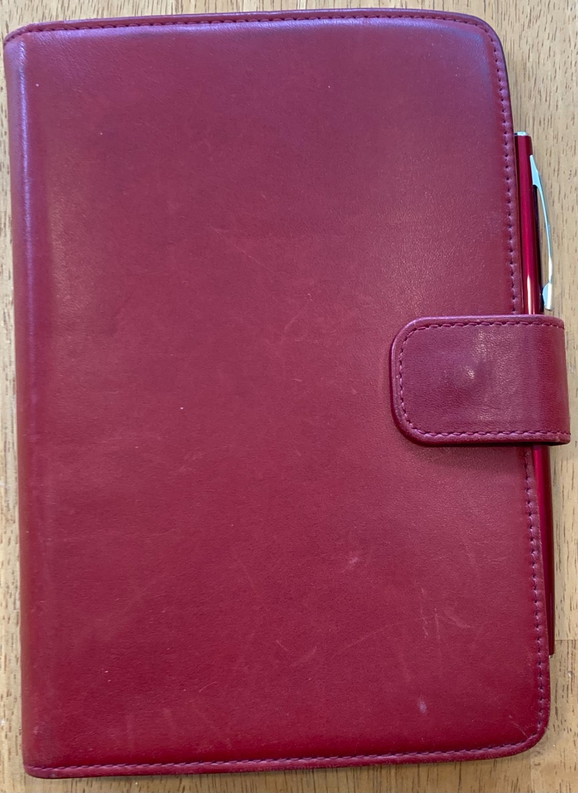 Vintage Filofax Leather Organizer Red USA 1996 from Luttmann’s Luggage 6-ring