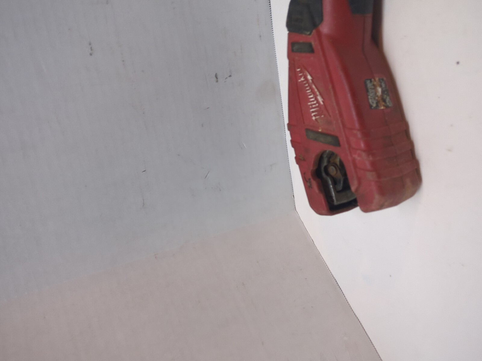 Milwaukee 2471-20 BROKEN M12 Cordless Copper Tubing Cutter BROKEN